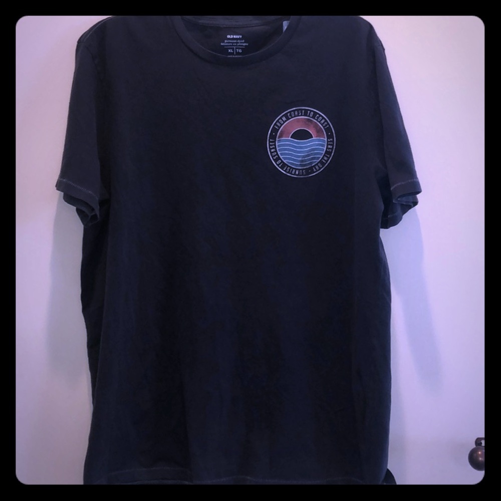 NWT Old Navy retro-style T-shirt Surf